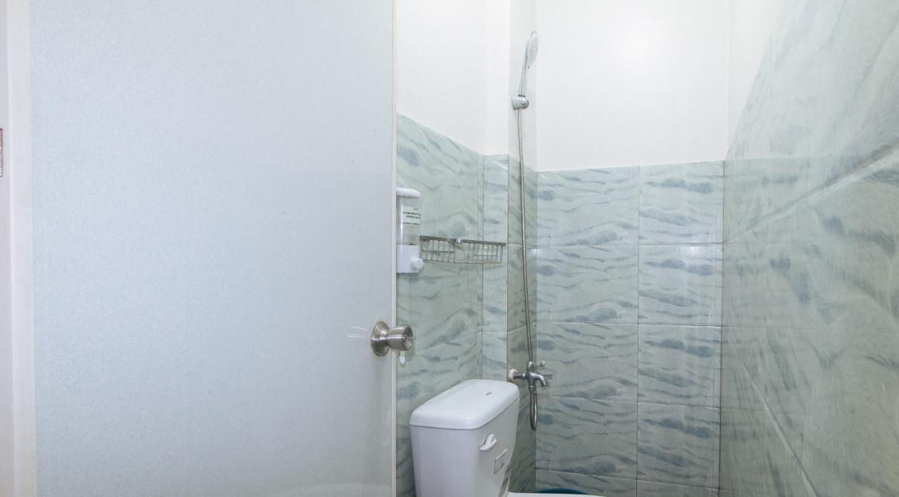 Nearest Hostel Pasay City By Reddoorz Kültér fotó