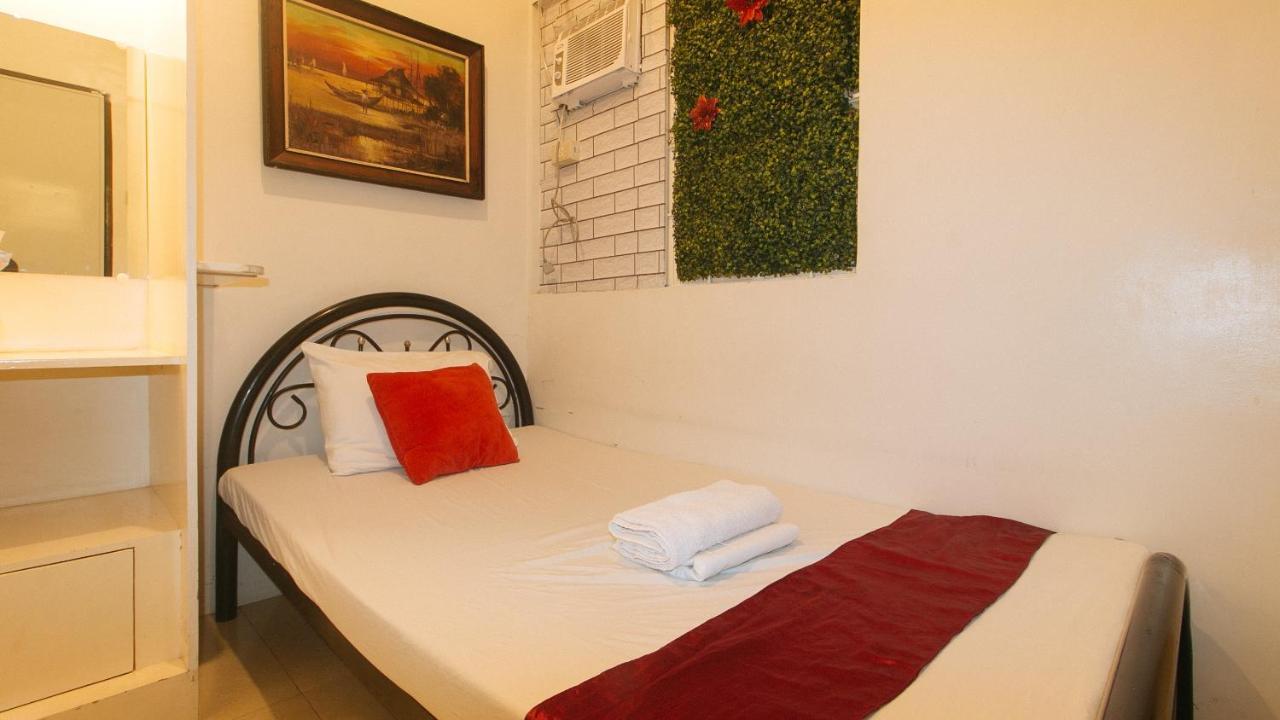 Nearest Hostel Pasay City By Reddoorz Kültér fotó