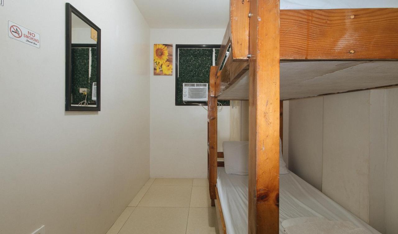 Nearest Hostel Pasay City By Reddoorz Kültér fotó